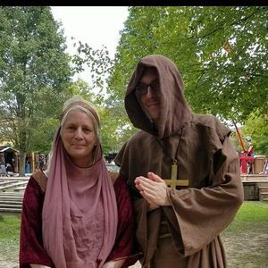 Meet your Posher, Connie